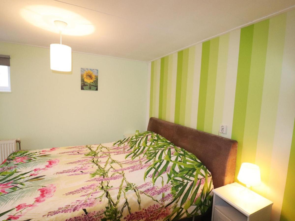 Fine Holiday Home In Donkerbroek Extérieur photo